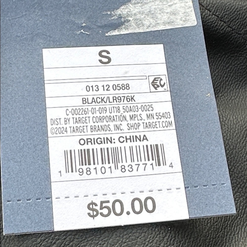 Universal Thread Black Puffer Jacket NWT - image 3